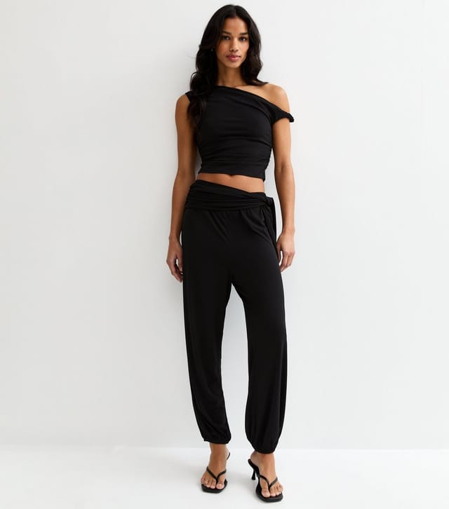 New Look Women's Black Tie Waist Tapered Trousers New Look - 2