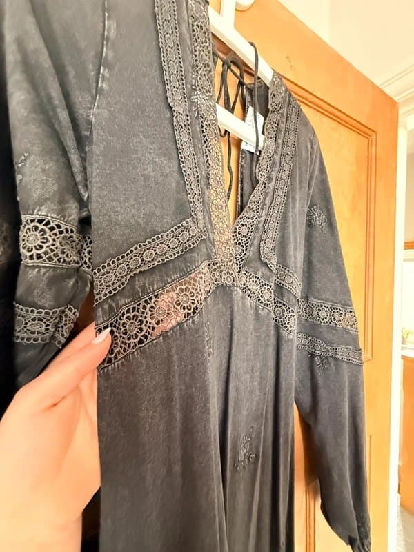 ASOS Long sleeve open back embroidered boho maxi dress size 12