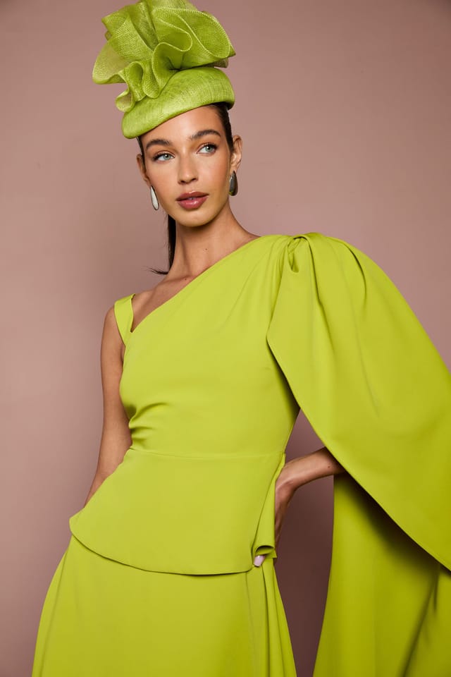 Coast Coast Women's Lisa Tan Cape Shoulder Crepe Midi Dress in Lime - 2