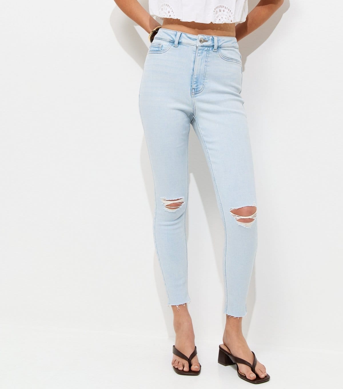 New Look Women's Light Blue Hallie Ripped Skinny Jeans New Look - 4