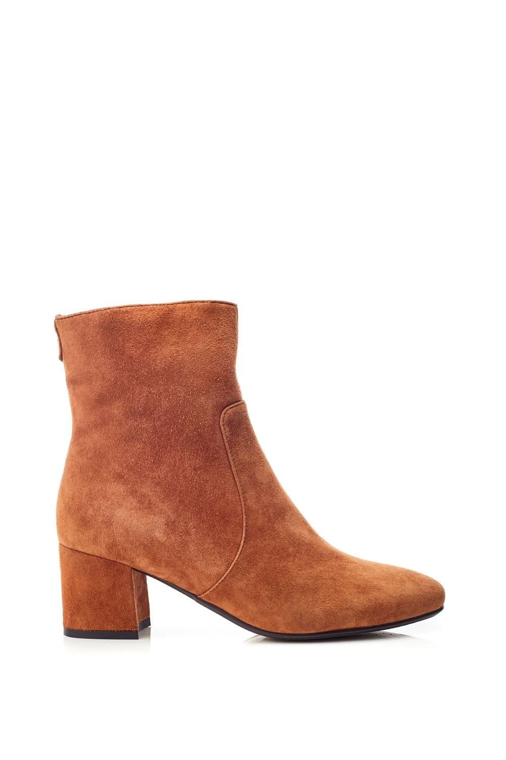 Moda In Pelle Moda In Pelle Women's 'Otto' Suede Heeled Boots in Tan
