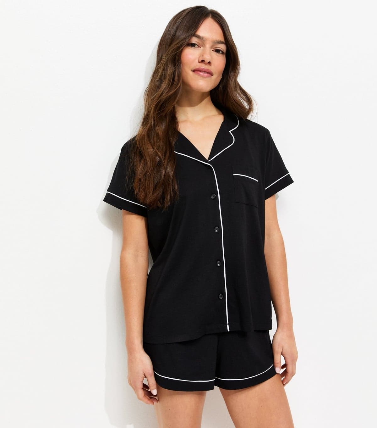 New Look Women's Petite Black Jersey Revere Collar Shirt and Shorts Pyjama Set New Look