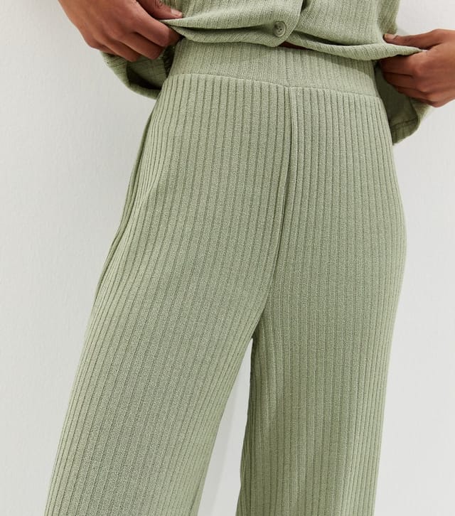 New Look Women's Soft Touch Khaki Textured Trouser New Look - 2