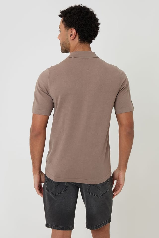 Threadbare Threadbare Men's Knitted Short Sleeve Shirt in Taupe - 2