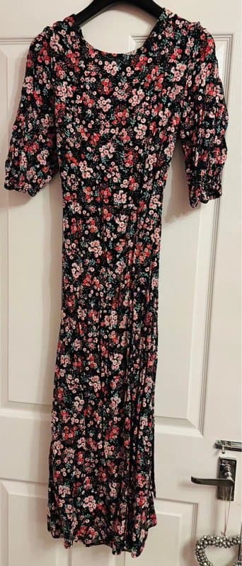 New Look New look ditsy floral laxo dress 10-12 wedding party holiday same day post
