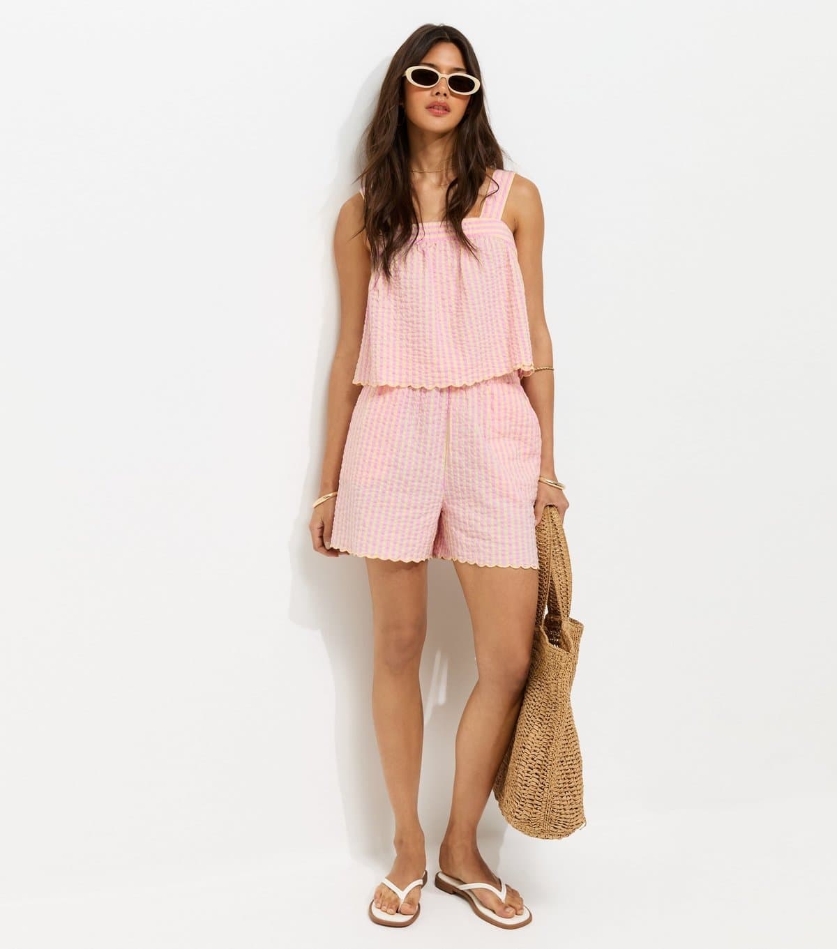 New Look Women's Yellow Cotton Seersucker Scallop Edge Shorts New Look