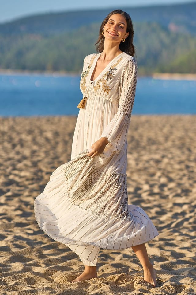 Yumi Yumi Women's White Metallic Embellished Maxi Dress With Long Sleeves - 3