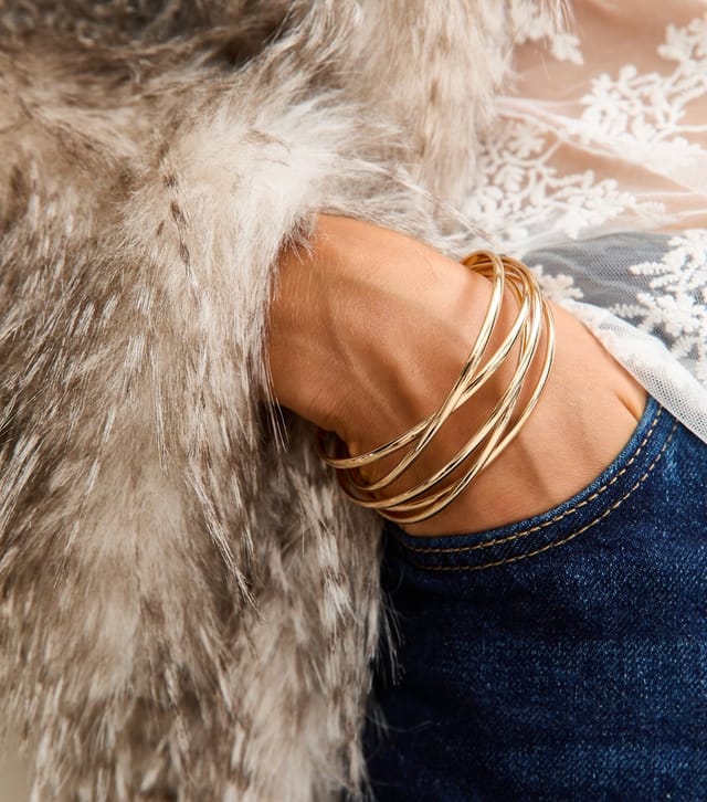 New Look Gold Tone Skinny Cross Over Bangle New Look - 2