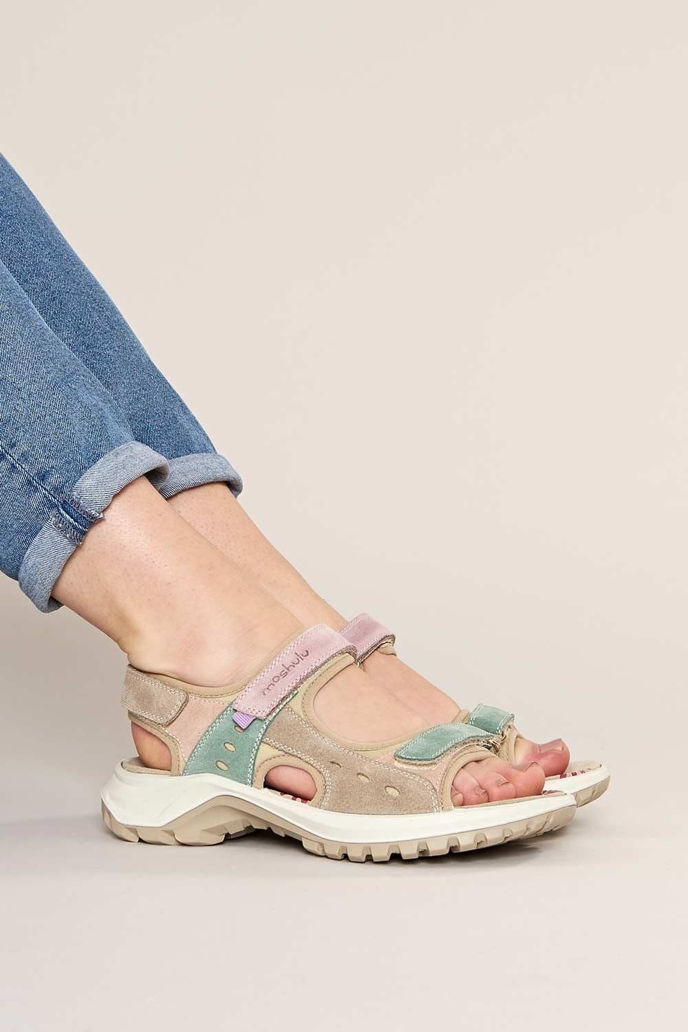 Moshulu Moshulu Women's 'Wembury' Suede Adventure Sandals in Light Sand