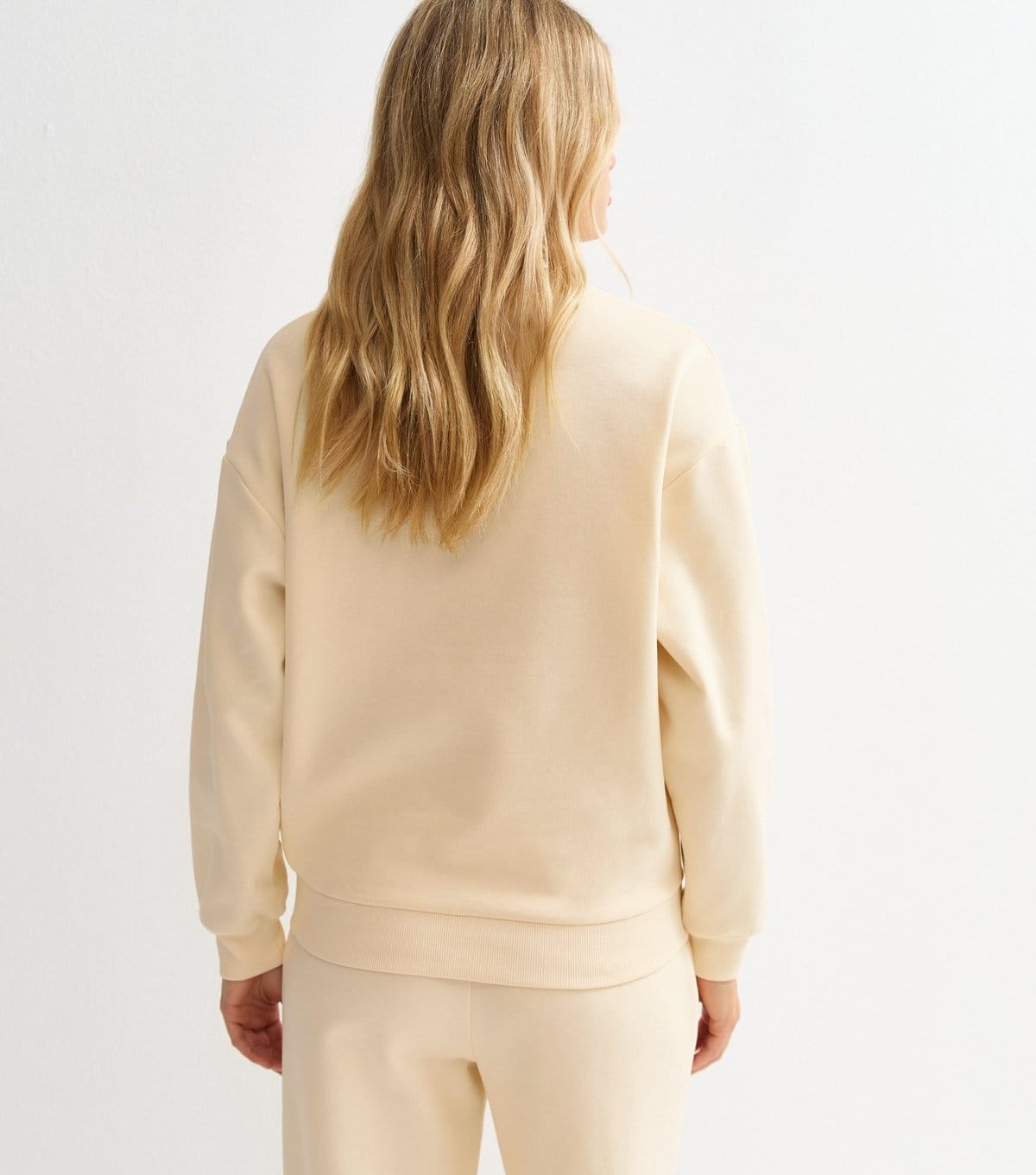 New Look Women's Cream Crew Neck Sweatshirt New Look - 4