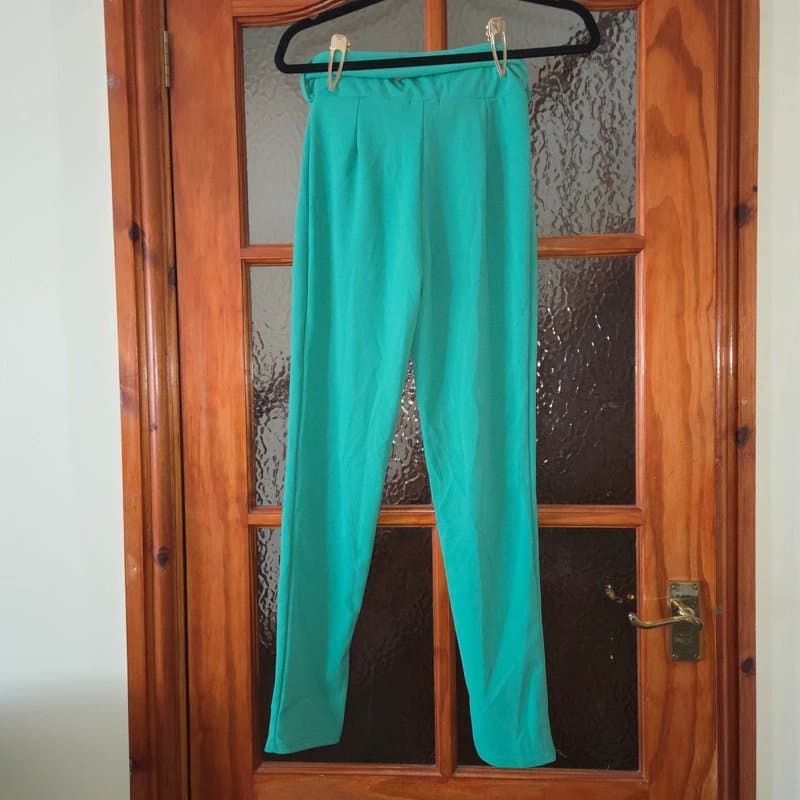 Boohoo Crepe Fabric Slim Leg Trousers With Matching Belt