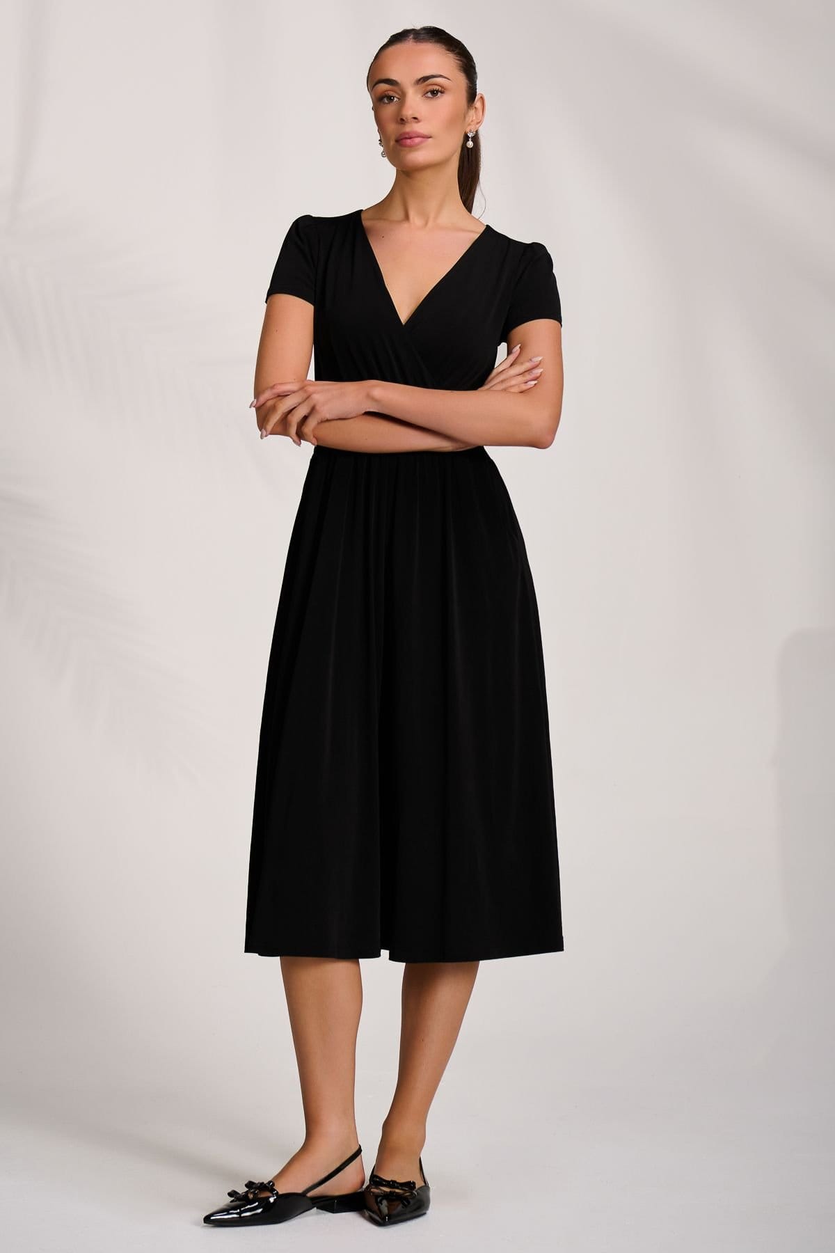 Jolie Moi Jolie Moi Women's Cap Sleeve Jersey Midi Dress in Black - 4