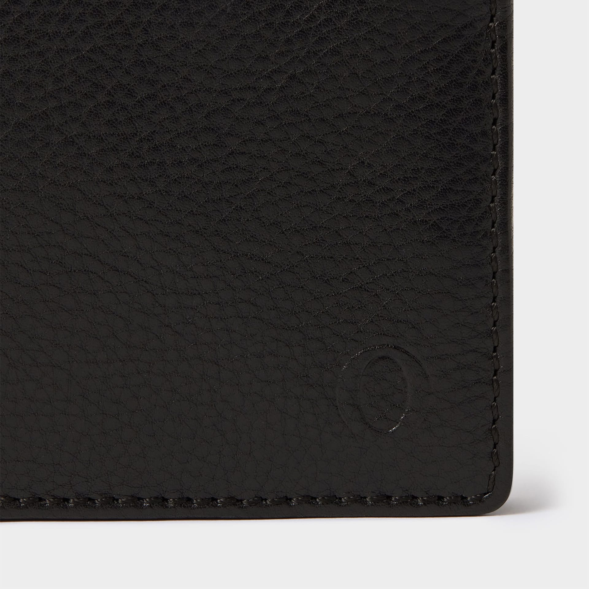 OSPREY LONDON OSPREY LONDON Men's The O Deboss East West Leather Billfold Wallet in Black - 4