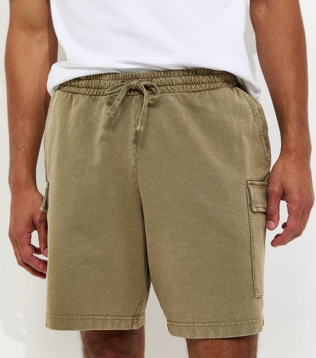 New Look Men's Khaki Lightweight Cargo Shorts New Look - 3