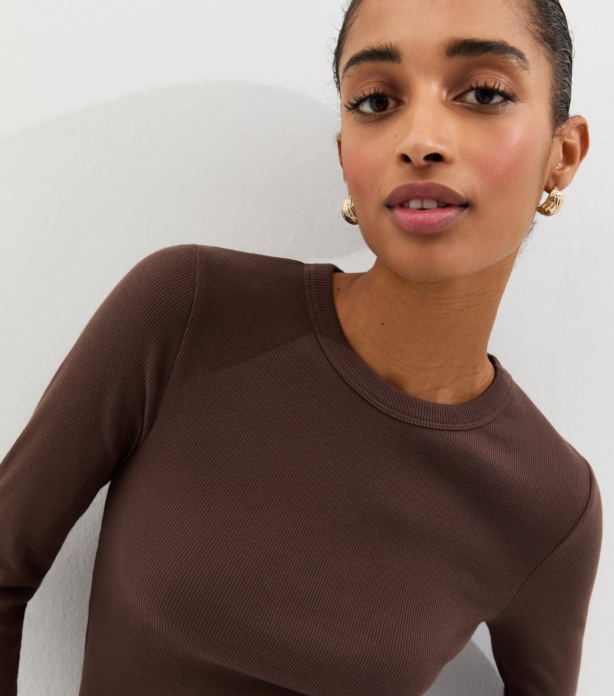 New Look Women's Dark Brown Ribbed Crew Neck Long Sleeve Top New Look