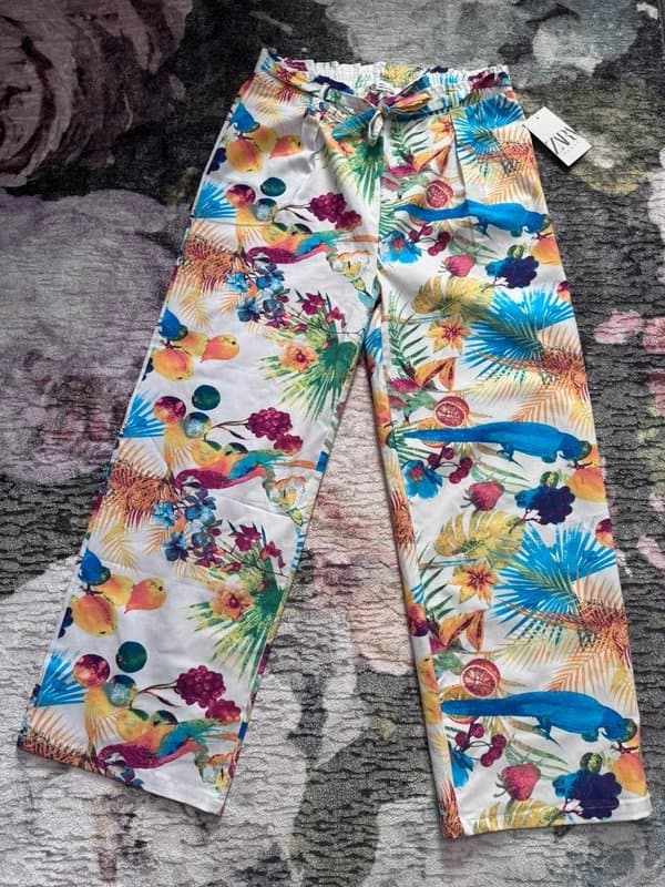 Zara BNWT Zara Woman Summer Tropical Print Wide-Leg Trousers - Size L (best fits a size 12-14)
