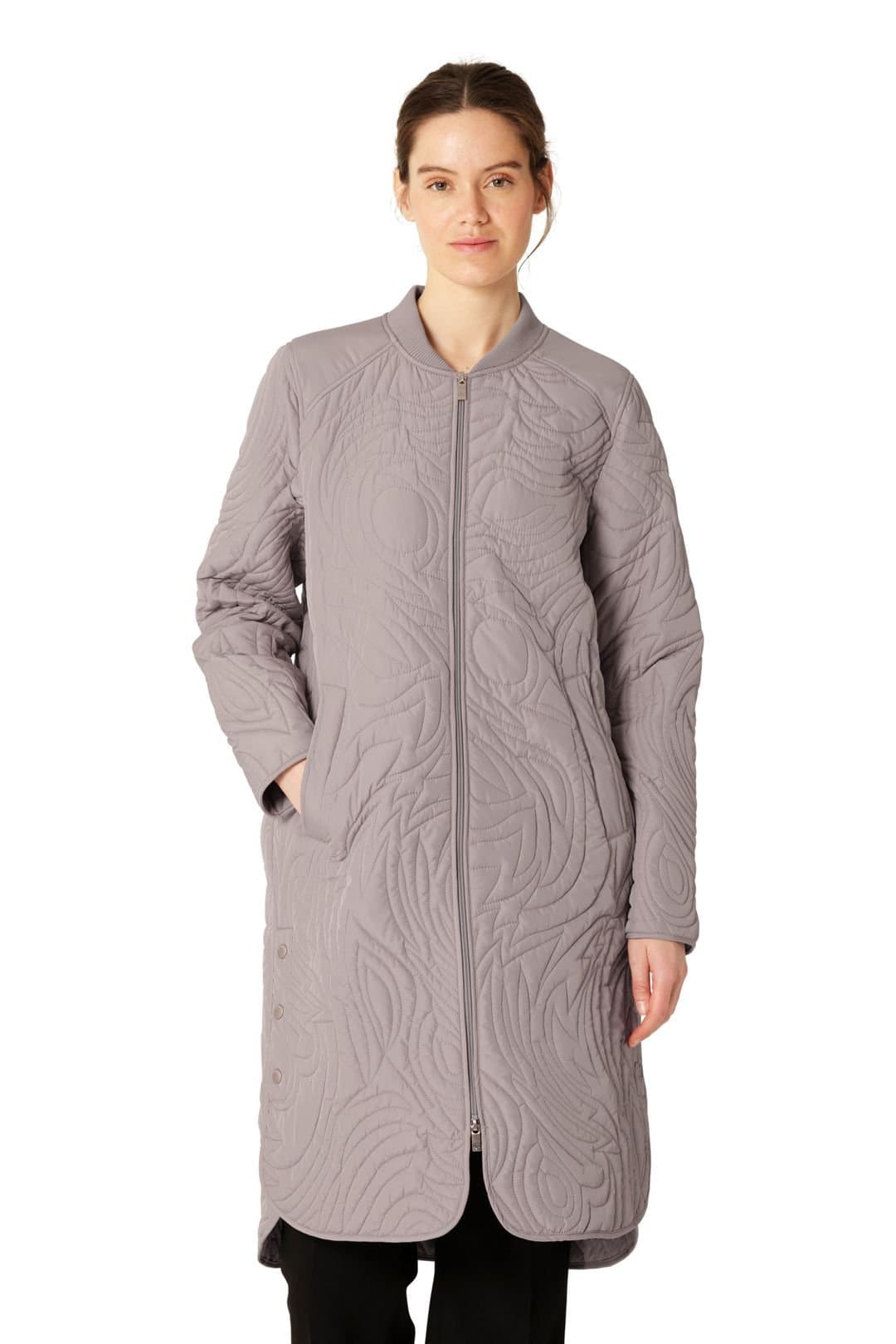 ILSE JACOBSEN Ilse Jacobsen Women's Dune Quilted Bomber Neck Mac Atmposphere in Taupe