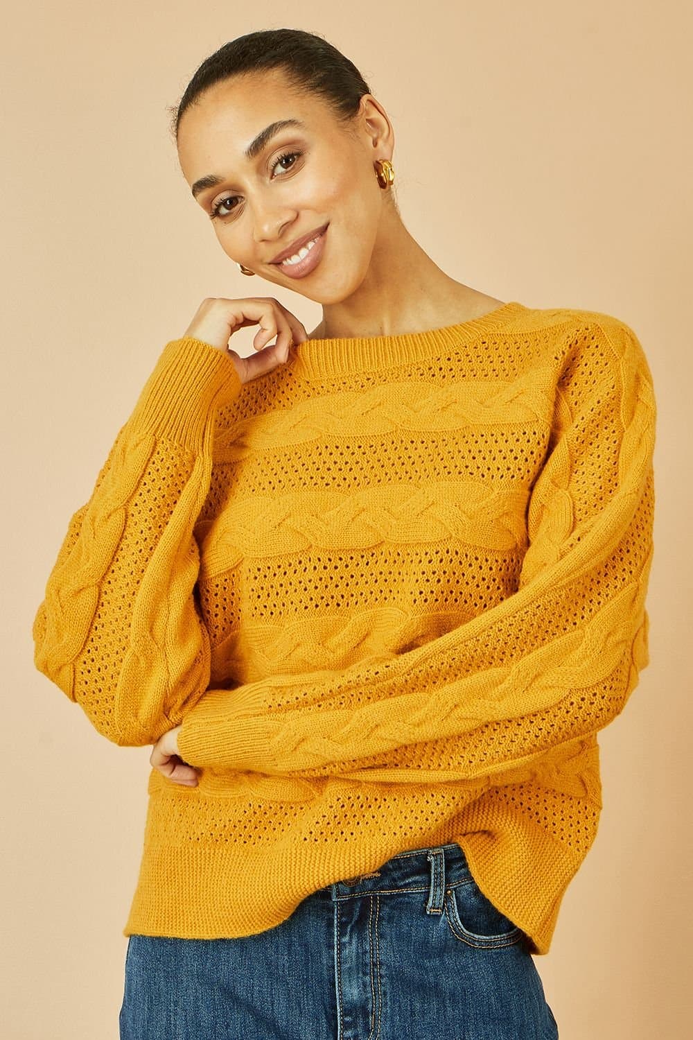 Yumi Yumi Women's Mustard Cable Knit Relaxed Fit Jumper