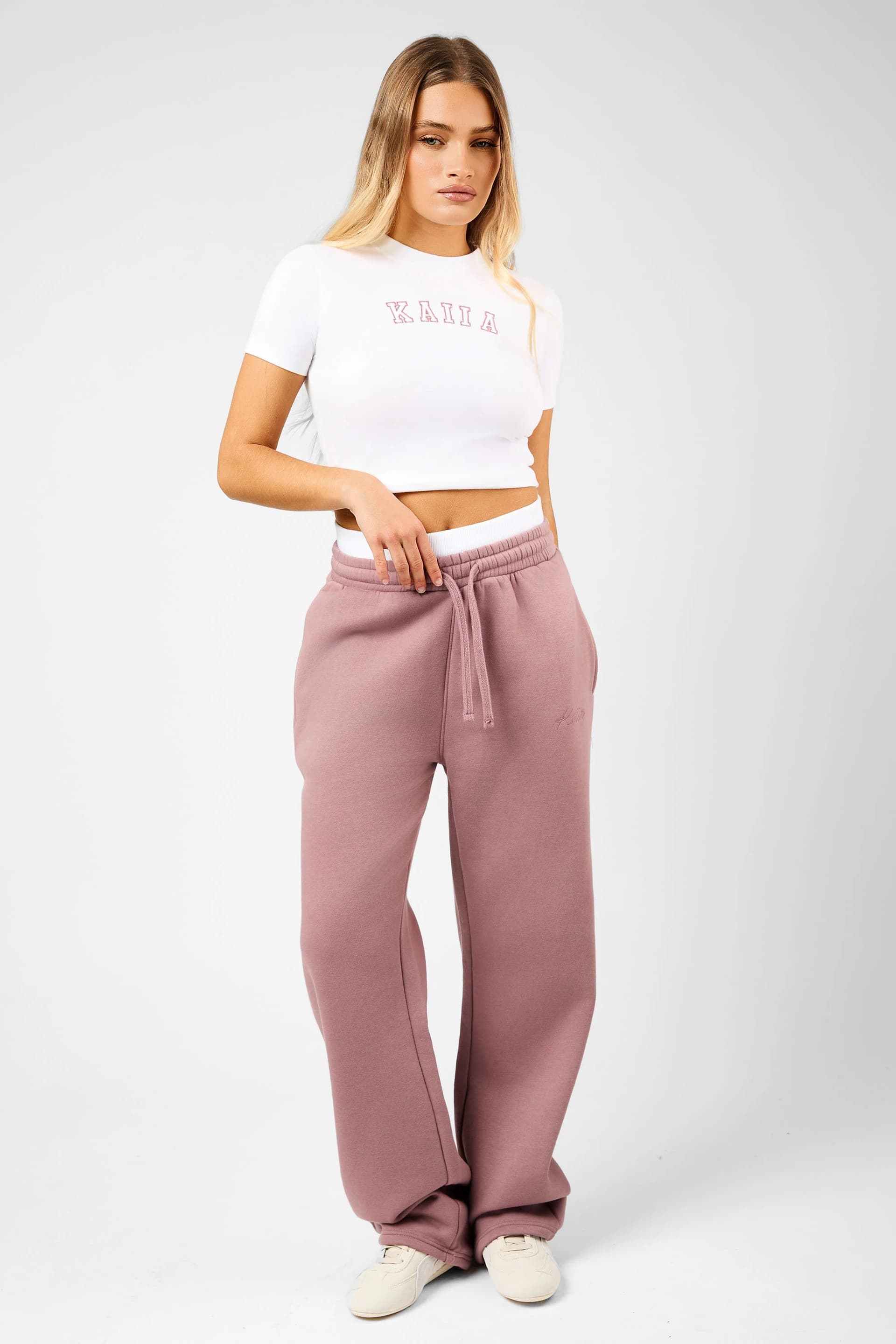 Kaiia Kaiia Script Logo Exposed Waistband Wide Leg Joggers Rosewood