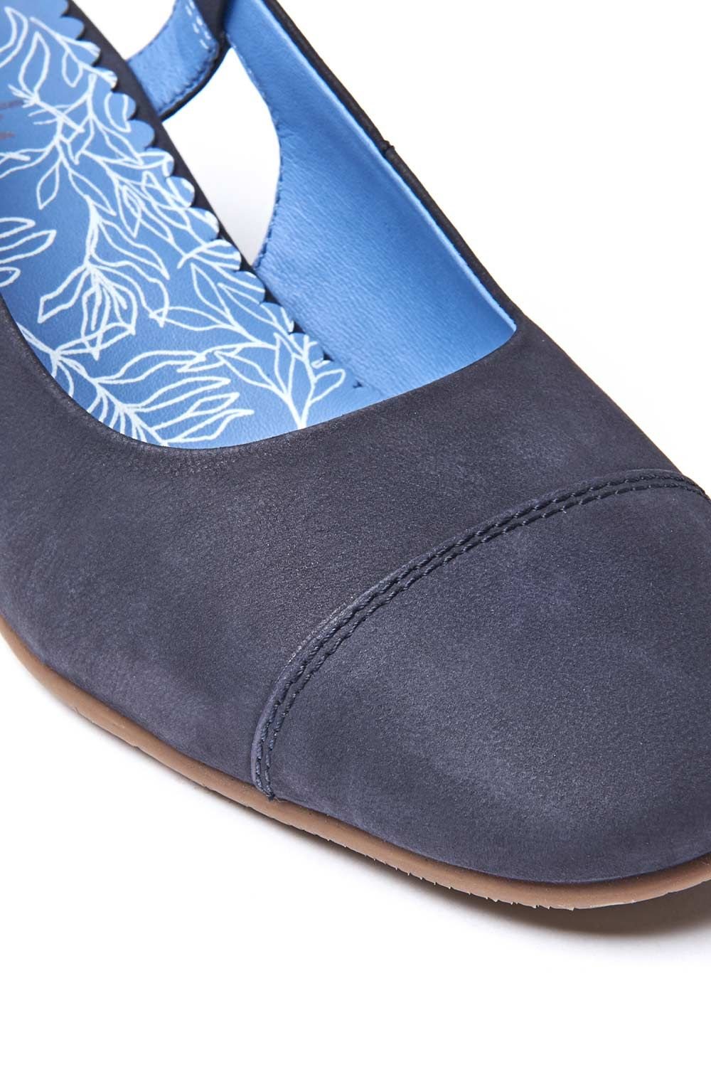 Moshulu Moshulu Women's 'Emiko' Nubuck Slingback Court Heels in Indigo - 3