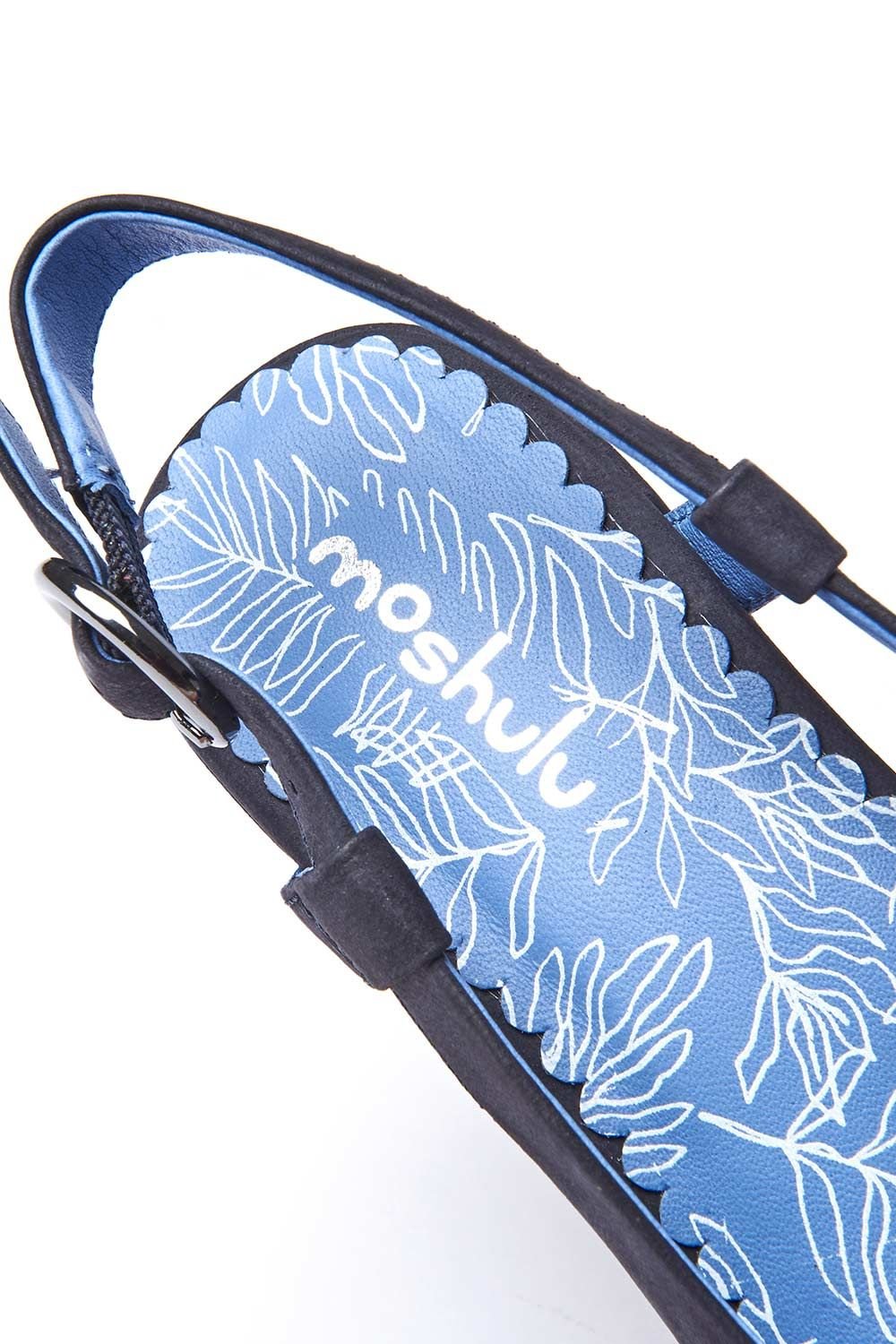 Moshulu Moshulu Women's 'Emiko' Nubuck Slingback Court Heels in Indigo - 4