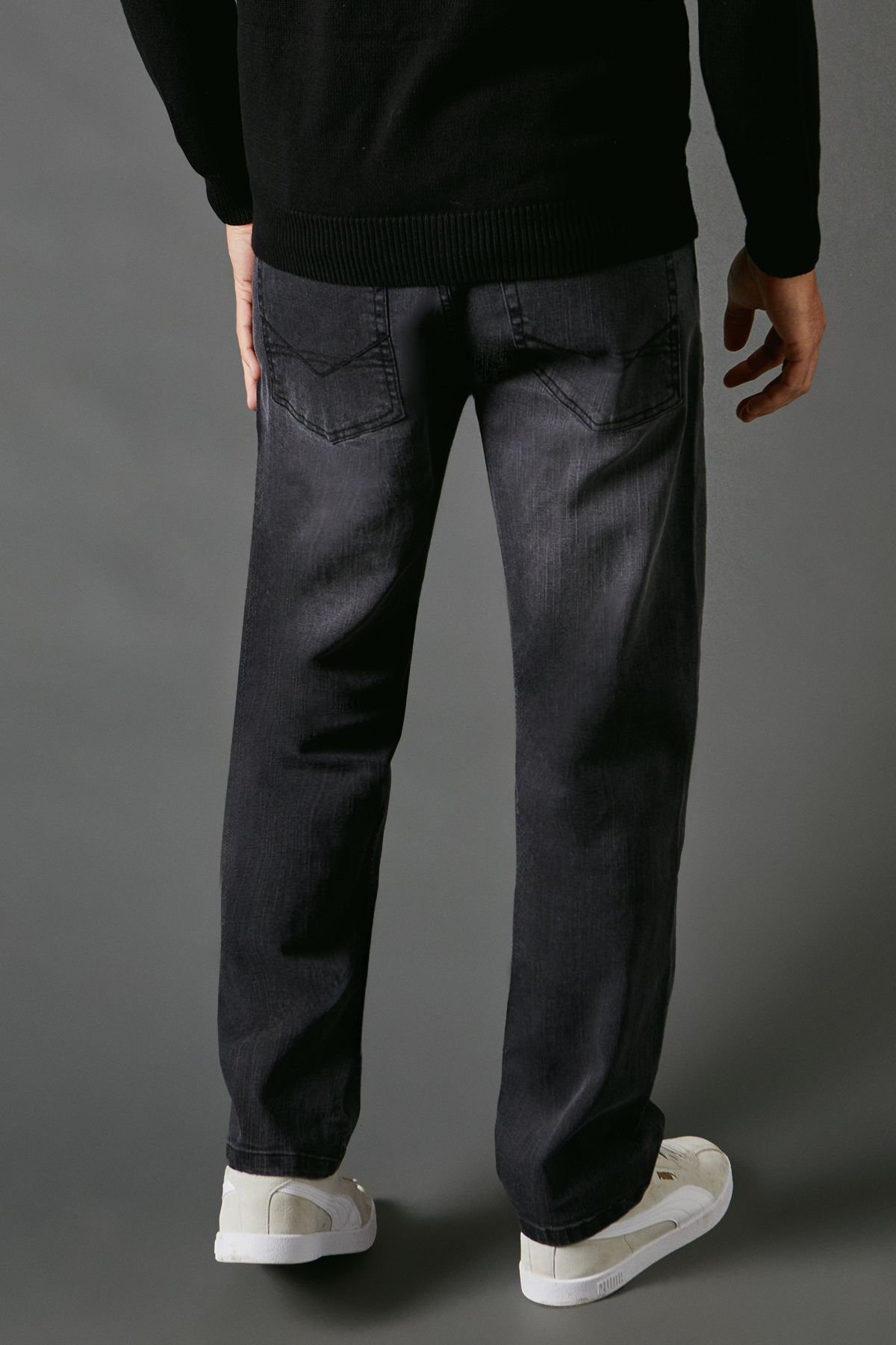 Maine Maine Men's Washed Black Stretch Straight Leg Jeans - 3