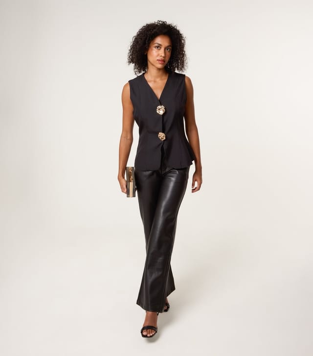 Blue Vanilla Women's Black Sleeveless Tailored Vest Blue Vanilla New Look - 2