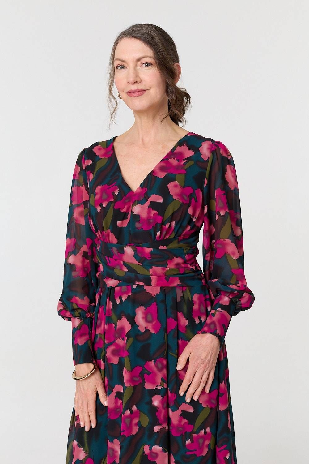 Izabel London Izabel London Women's Floral Ruched Long Sleeve Maxi Dress in Green - 4