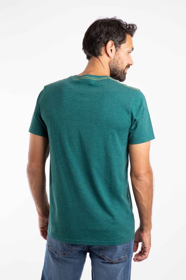 Weird Fish Weird Fish Men's Waves Front Print Graphic T-Shirt in Green - 3