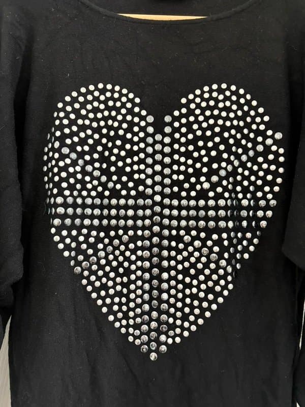 New Look Women's Vintage New Look Black & Silver Studs Hearts Batwing Knit Sweater Jumper Top size 12