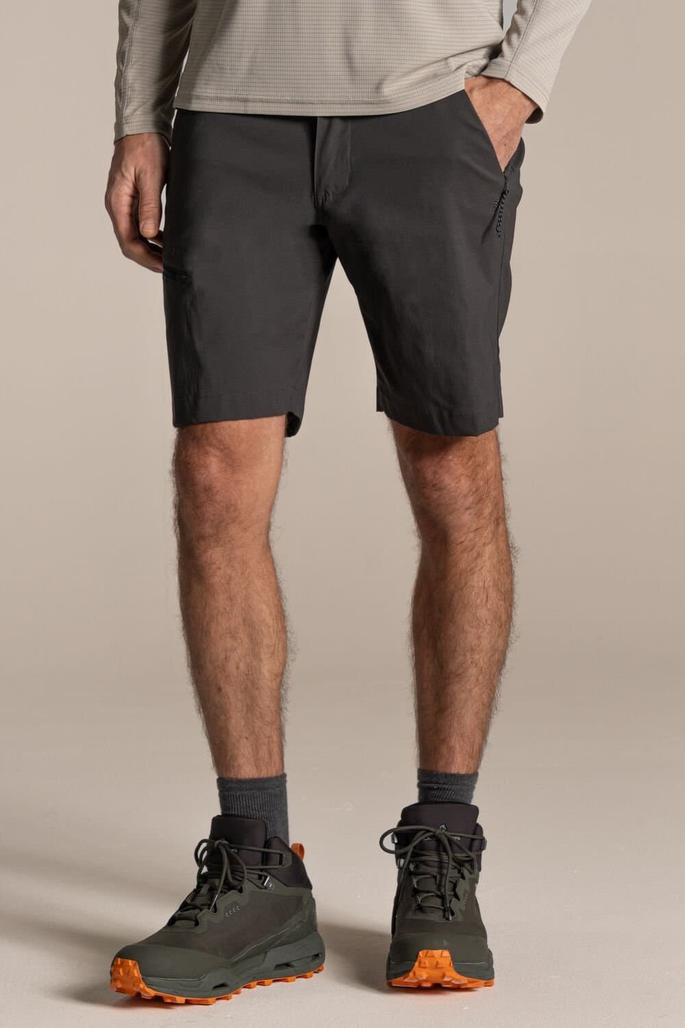 Craghoppers Craghoppers Men's Kiwi Pro III Water Repellent Anti-Insect Short in Charcoal