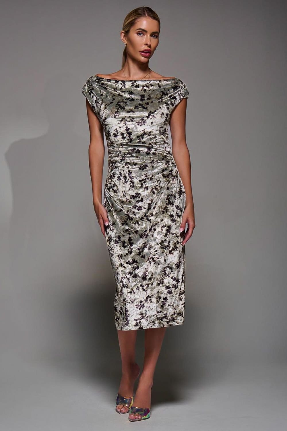 Jolie Moi Jolie Moi Women's Velvet Print Ruched Bodycon Dress in Beige - 4