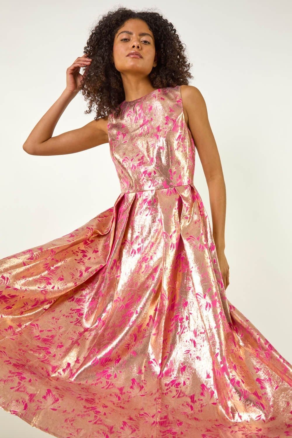 Dusk Dusk Women's Metallic Jacquard Midi Dress in Pink