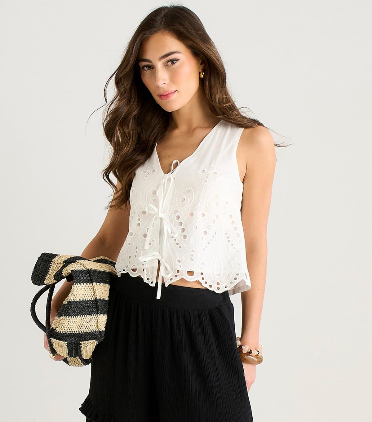 Gini London Women's White Cotton Broderie Anglaise Tie Front Waistcoat Gini London New Look