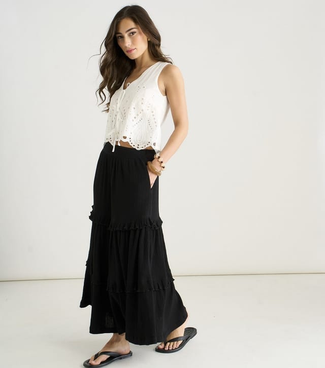 Gini London Women's White Cotton Broderie Anglaise Tie Front Waistcoat Gini London New Look - 3