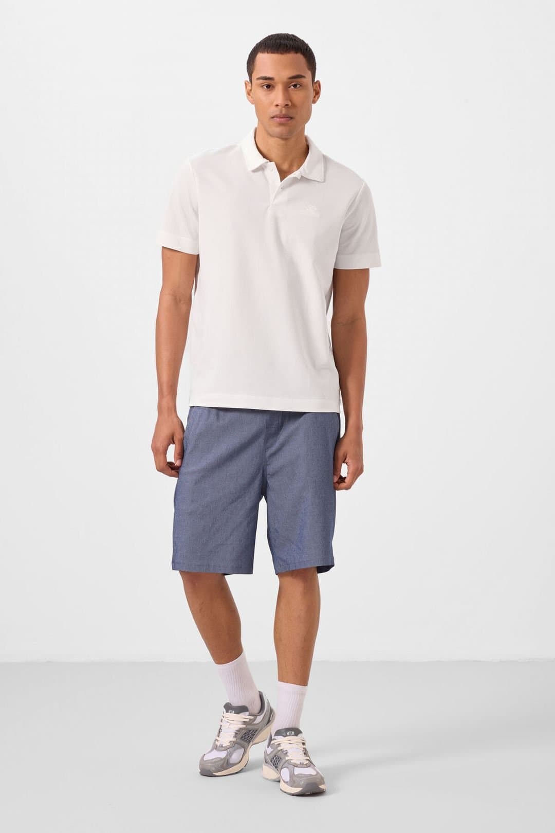 Tommy Life Tommy Life Men's Woven Chino Shorts in Mid Blue