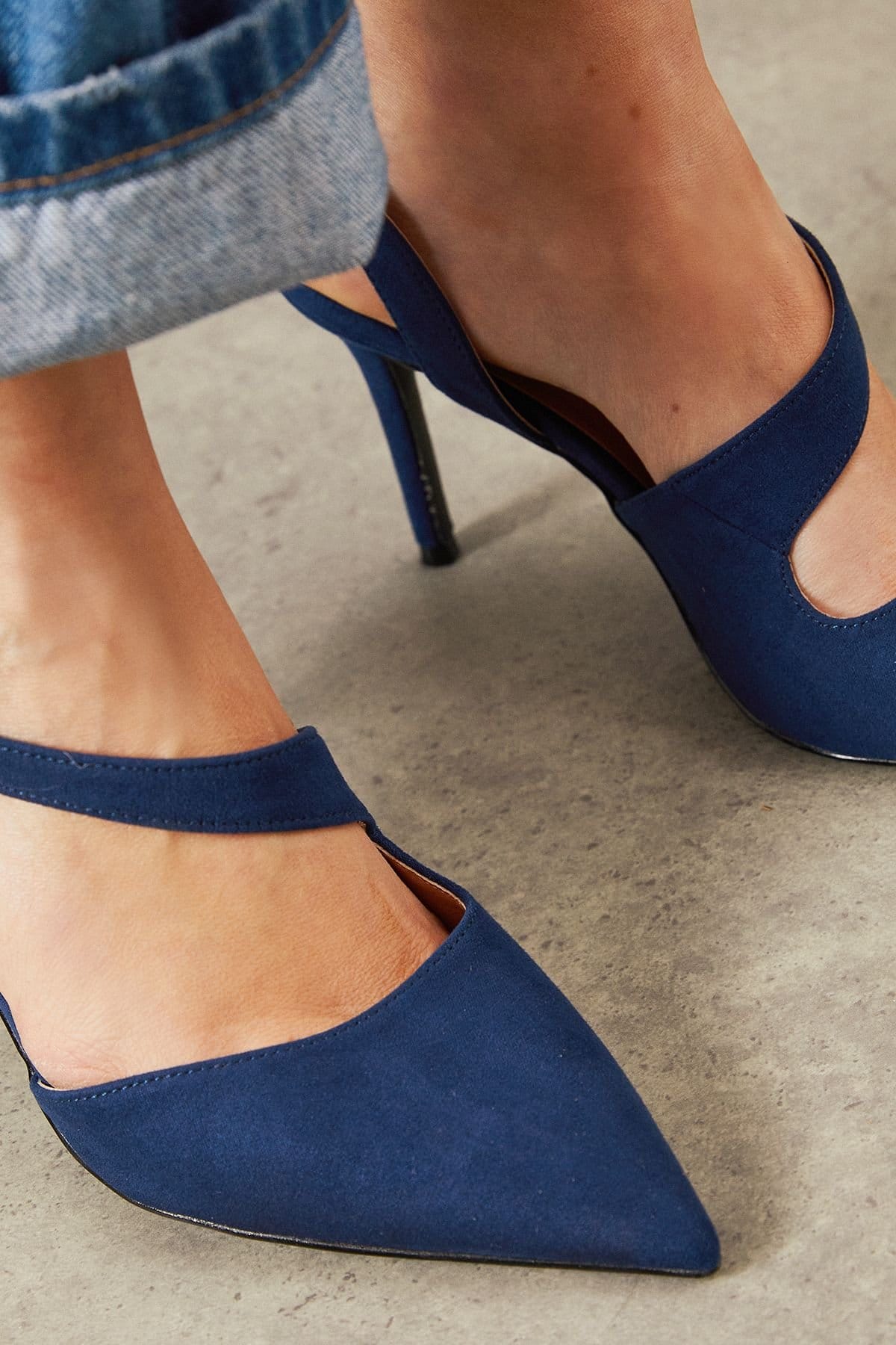 Wallis Wallis Women's Wide Fit Everly Asymmetric Pointed Stiletto High Heel Court Shoes in Mid Navy - 4