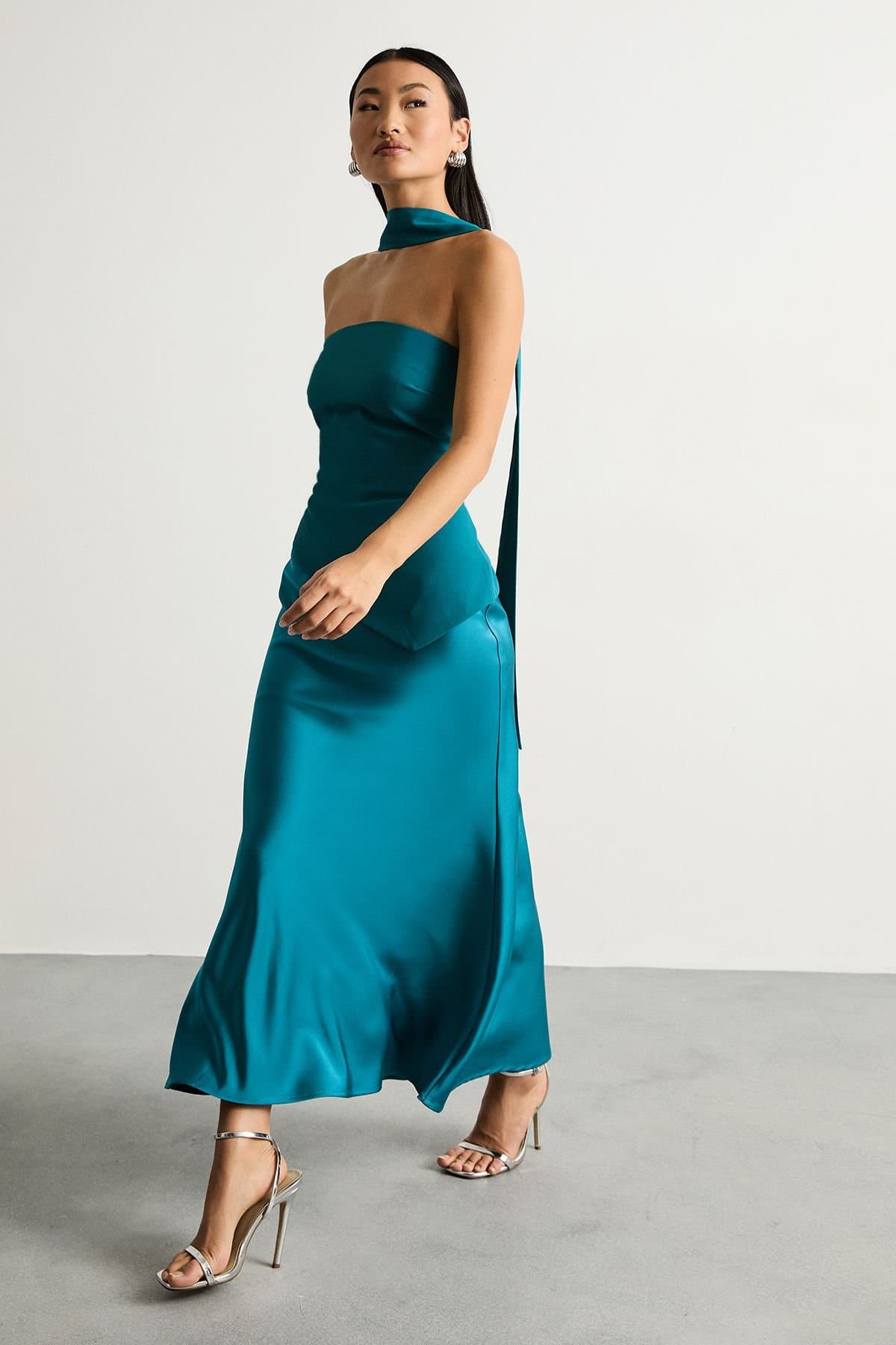 Warehouse Warehouse Women's Petite Strapless Structured Bodice Satin Midi Dress in Teal