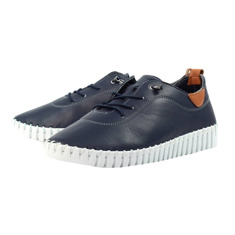 Lunar Lunar Women's Flamborough Leather Shoes in Navy
