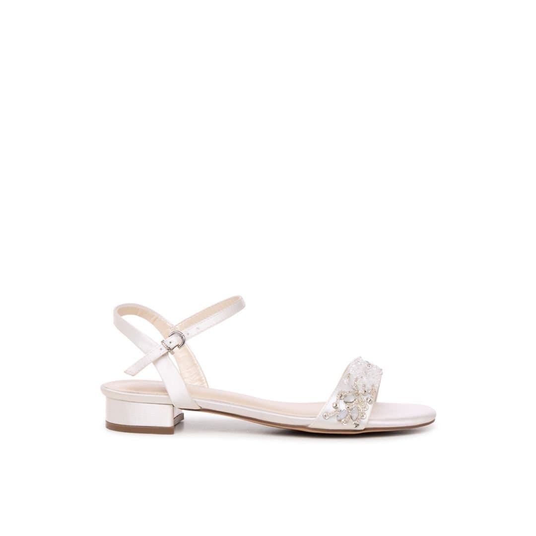 Paradox London Paradox London Women's Amaryllis' Flat Wedding Sandals in Ivory