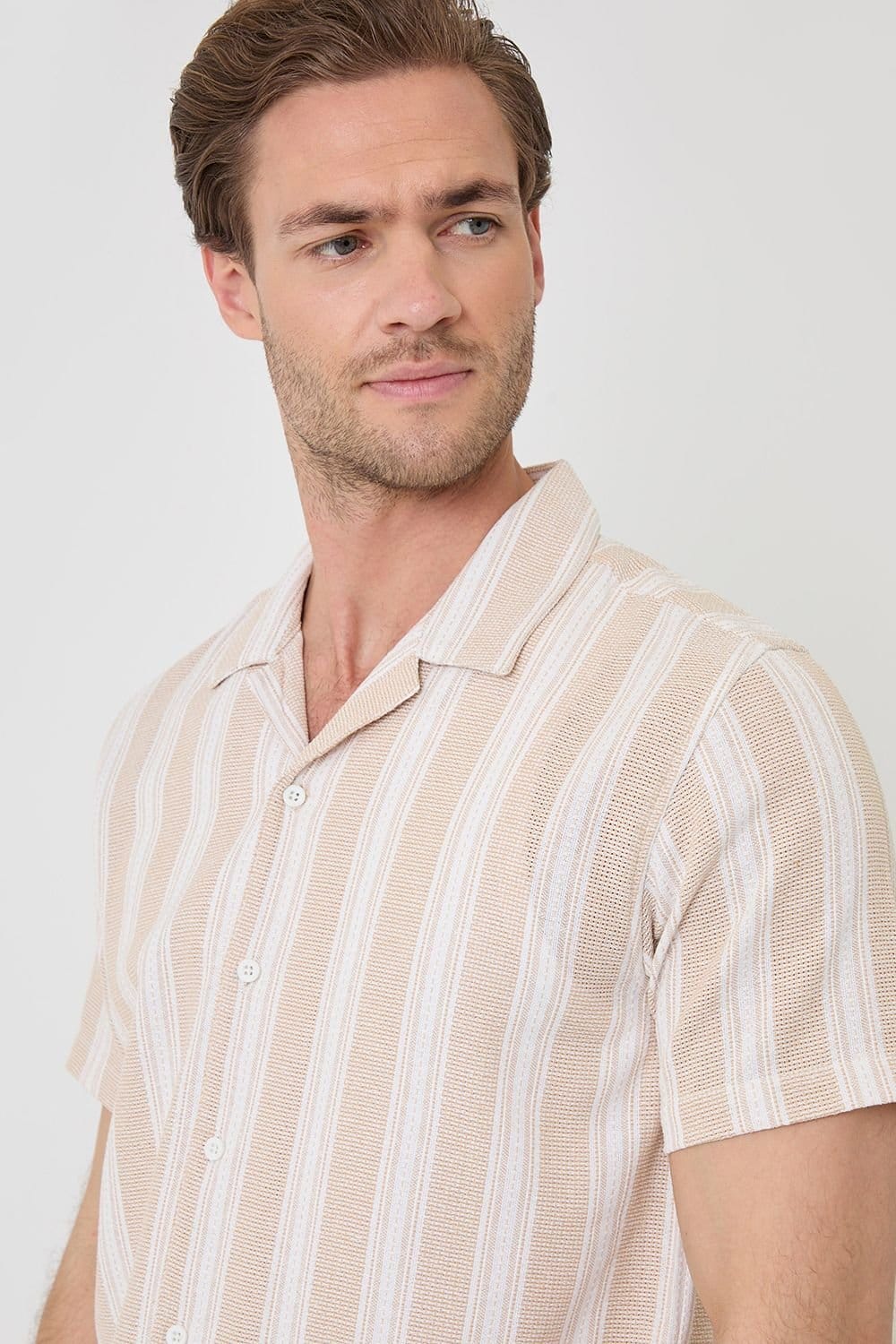Threadbare Threadbare Men's Knitted Cotton Blend Short Sleeve Shirt in Stone - 4
