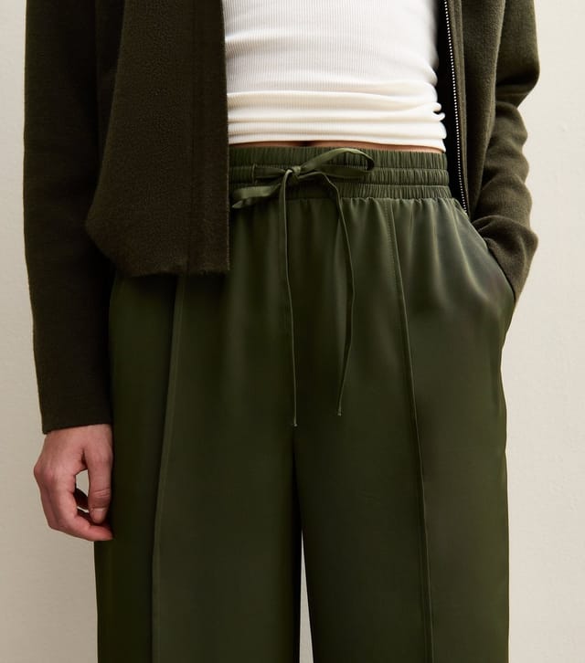 New Look Women's Khaki Satin Drawstring Waist Wide Leg Trousers New Look - 2