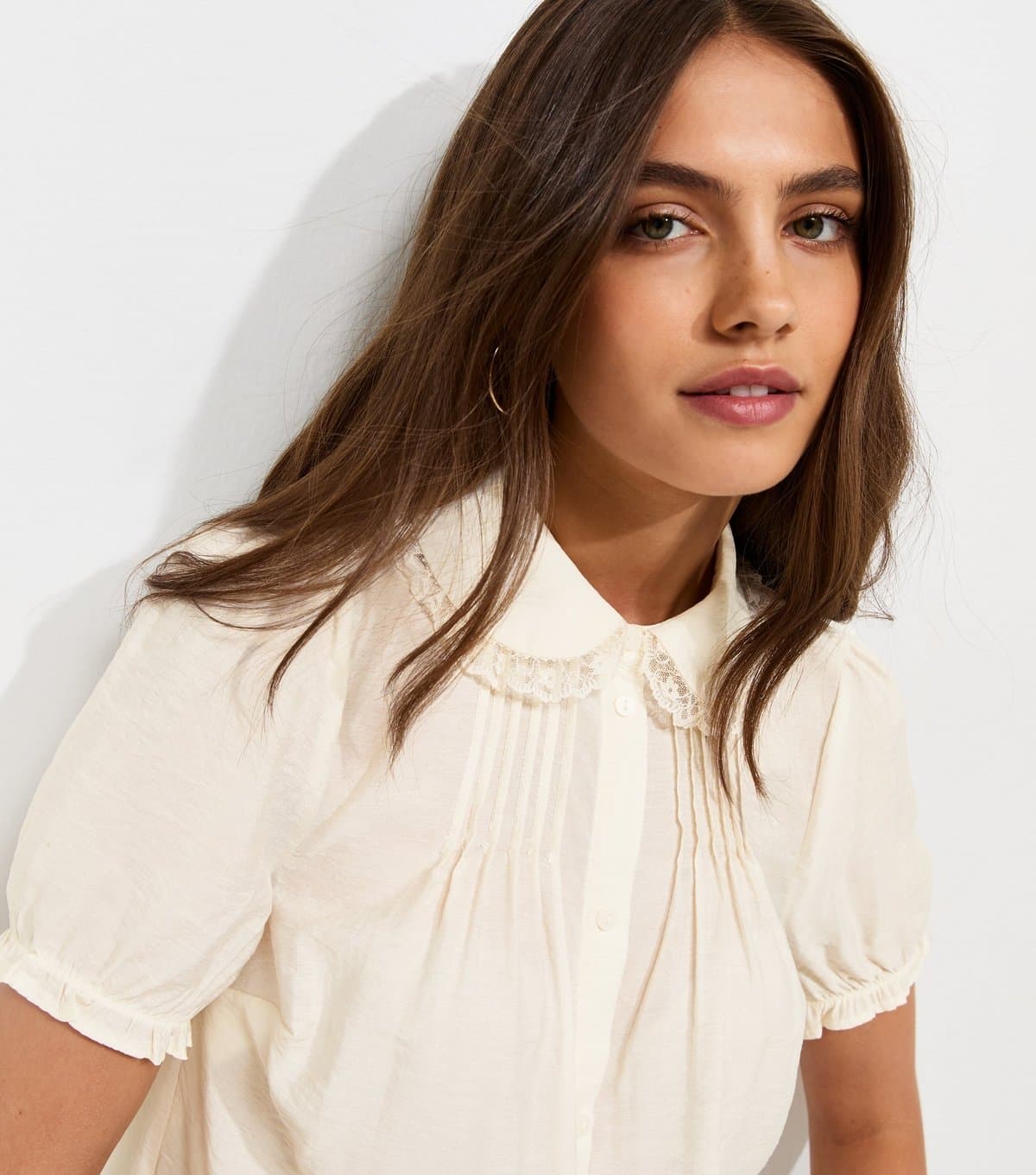 New Look Women's Cream Lace Trim Frill Shirt New Look