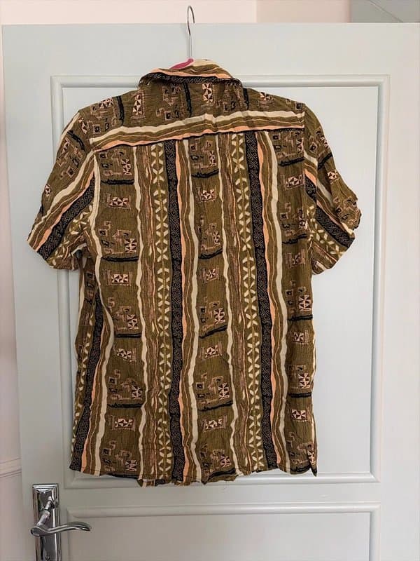New Look Men’s medium print patterned shirt