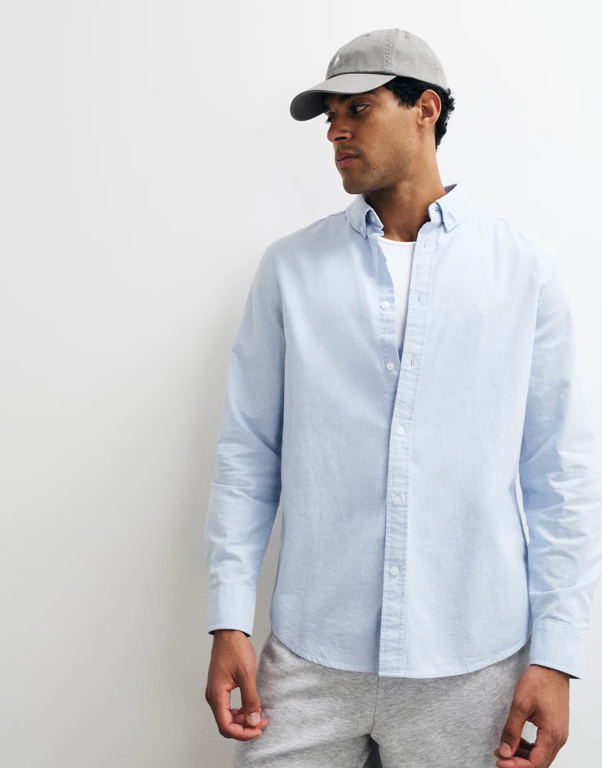 ASOS ASOS DESIGN regular fit oxford shirt with chest embroidery in blue