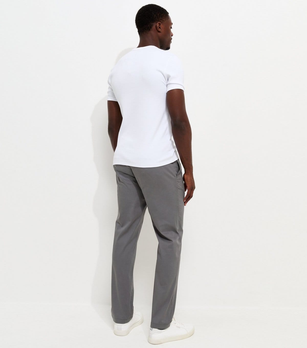 New Look Men's Light Grey Cotton Rich Slim Fit Chino Trousers New Look - 4