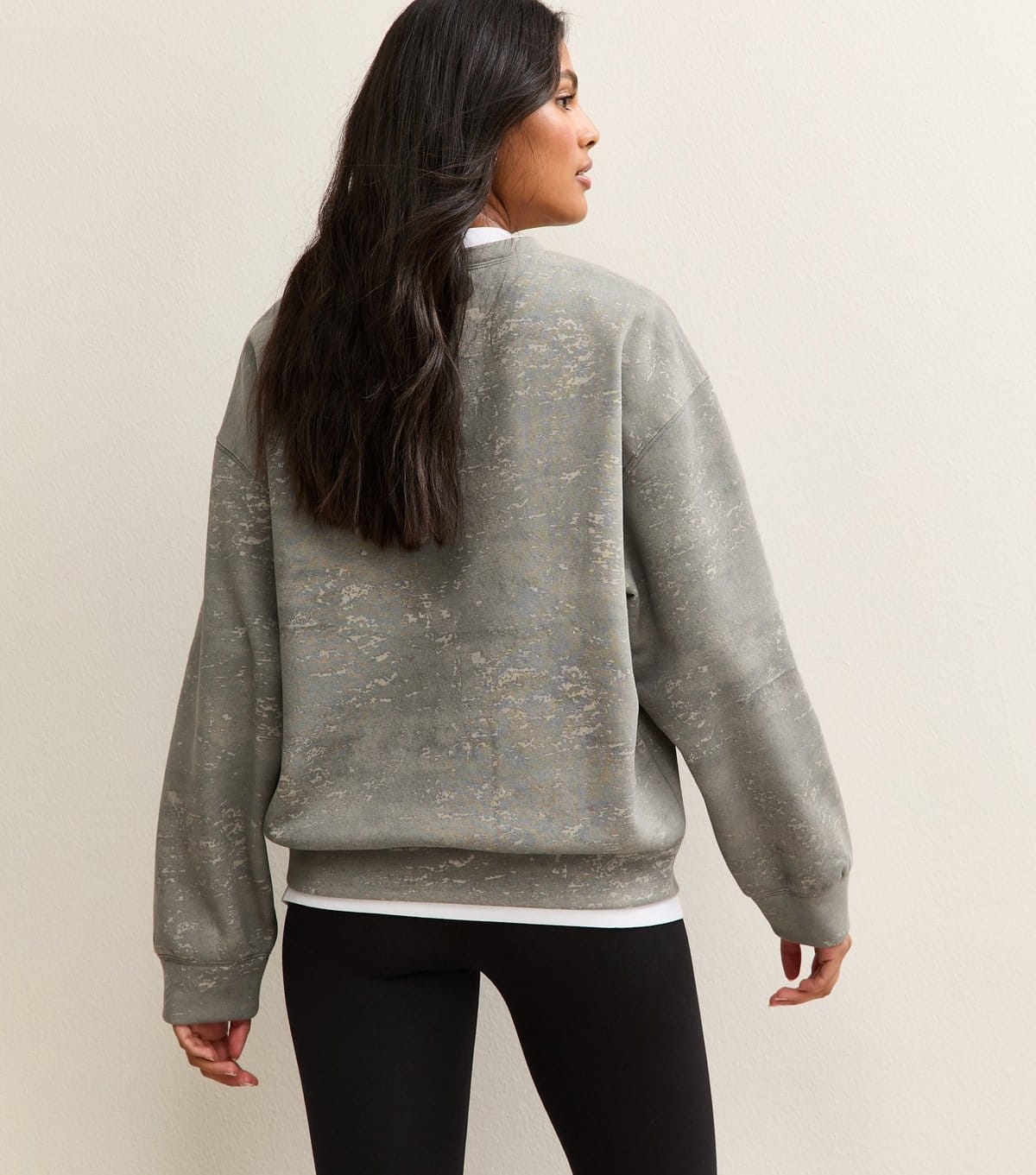 New Look Women's Grey Camo Print Logo Sweatshirt New Look - 4