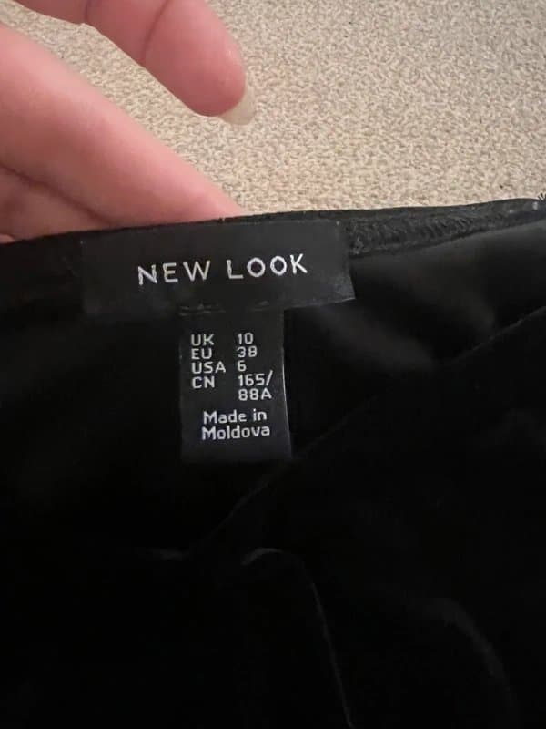 New Look Off shoulder Velvet Bodysuit - Black