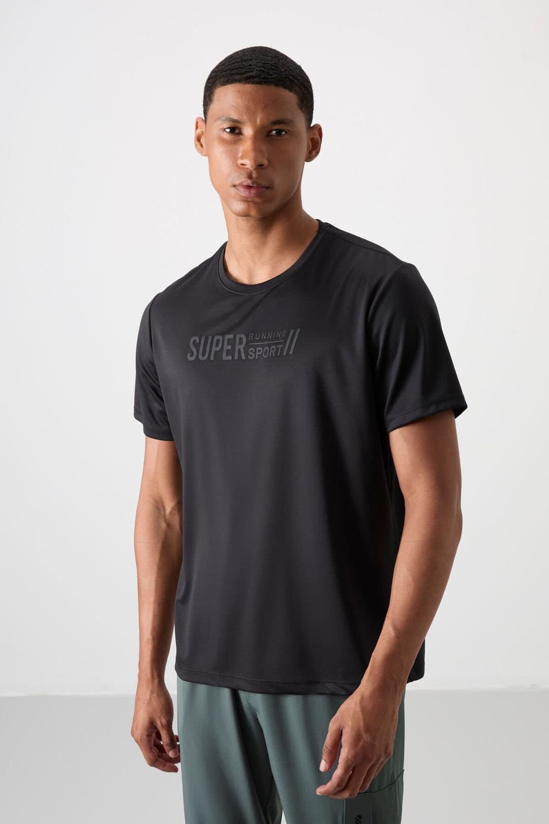 Tommy Life Tommy Life Men's Printed Crew Neck T-Shirt in Black