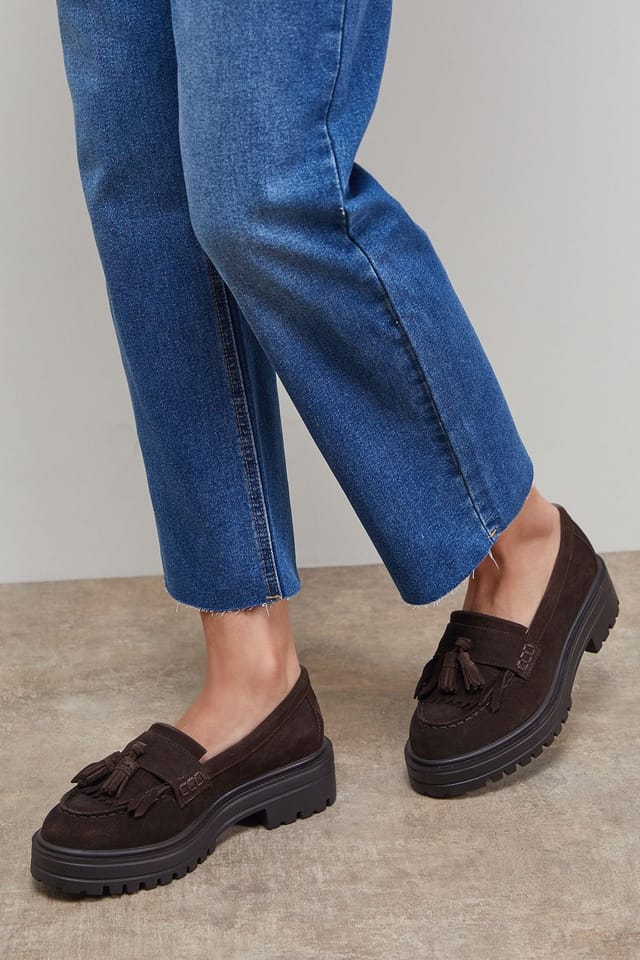 Oasis Oasis Women's Brooker Suede Tassel Chunky Loafers in Chocolate - 2